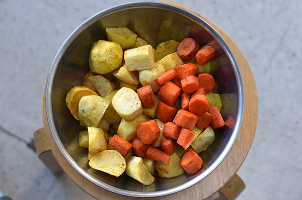 fried carrots and potatoes for Vietnamese curry