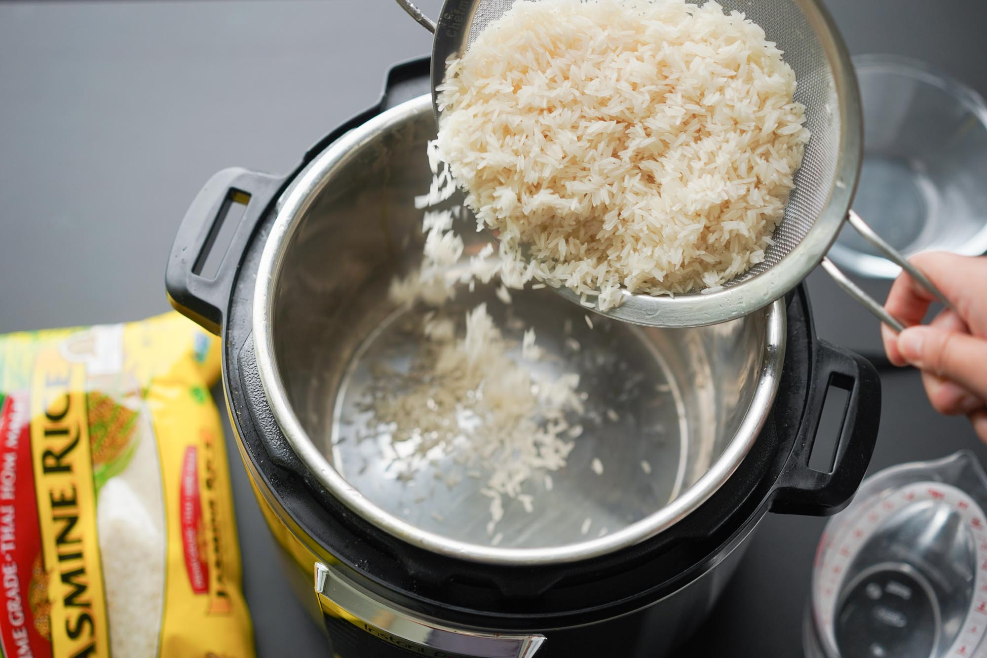 How to Cook Perfect Instant Pot Rice - Hungry Huy