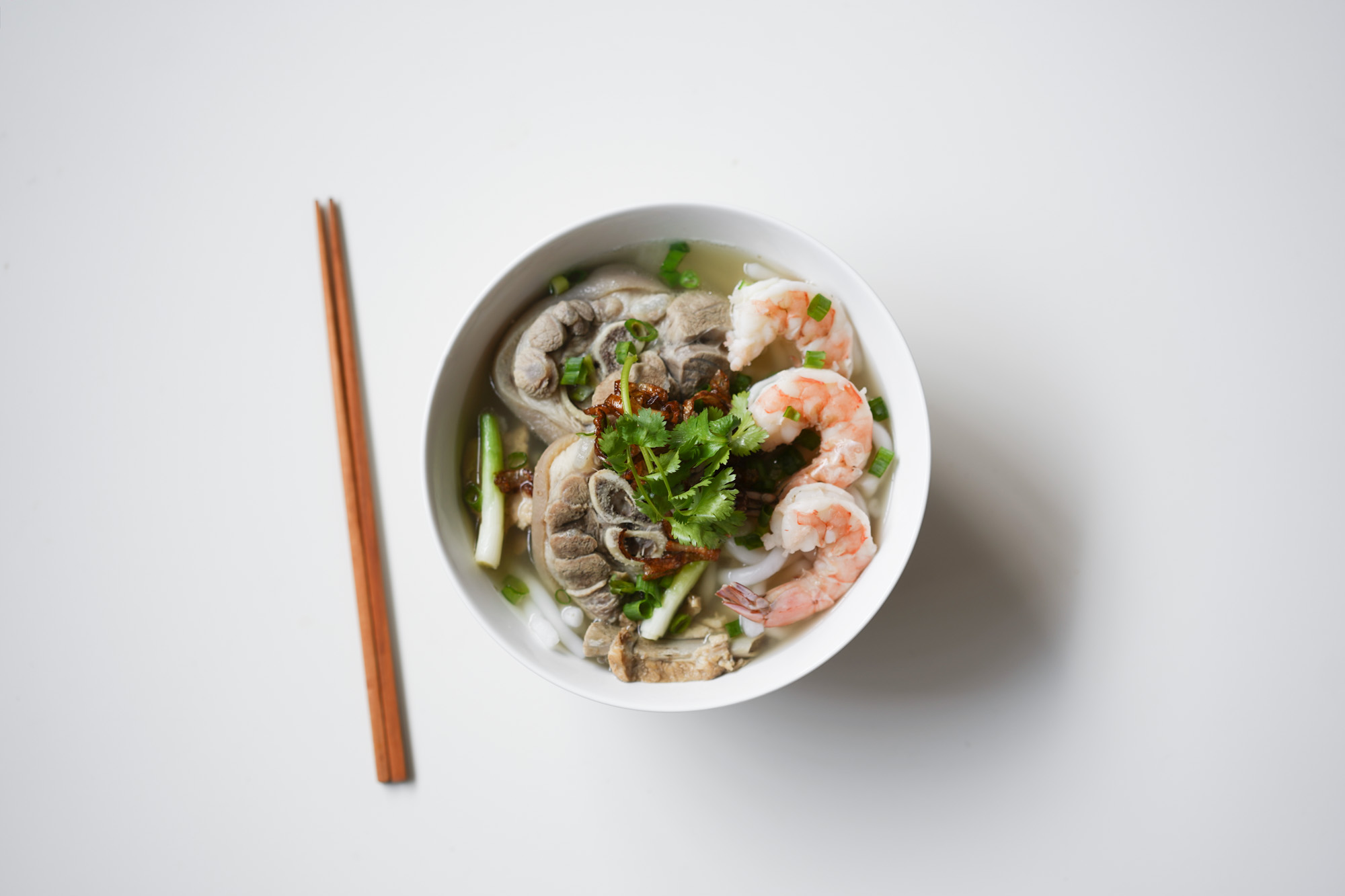banh canh soup w pork hocks, shrimp
