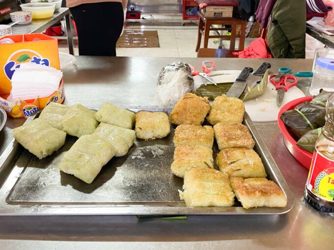 tray of steamed and fried banh chung