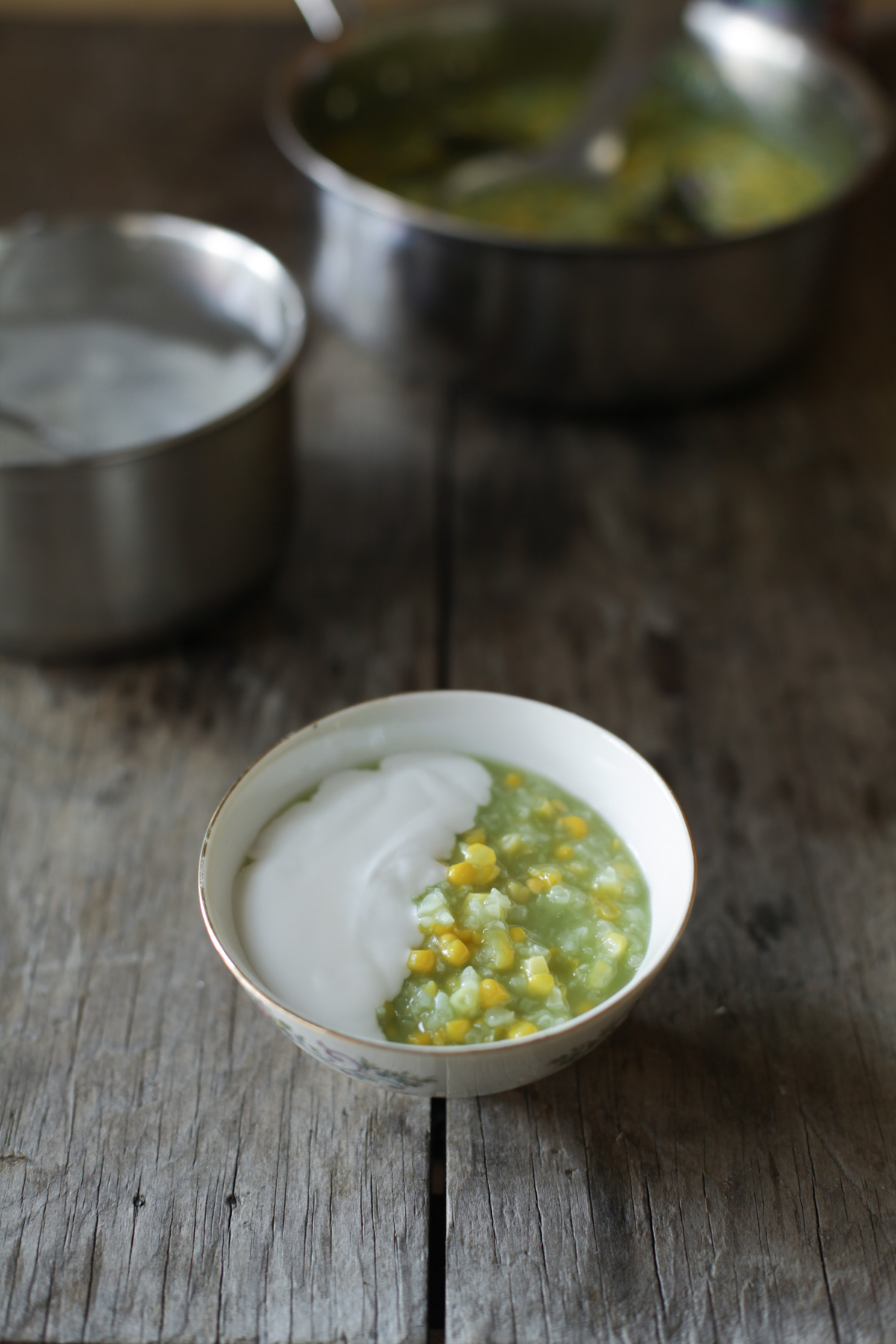 prepared bowl of che bap