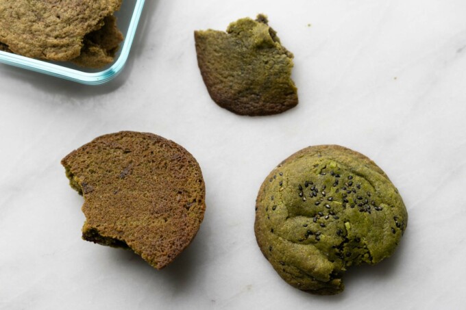 browned matcha cookies