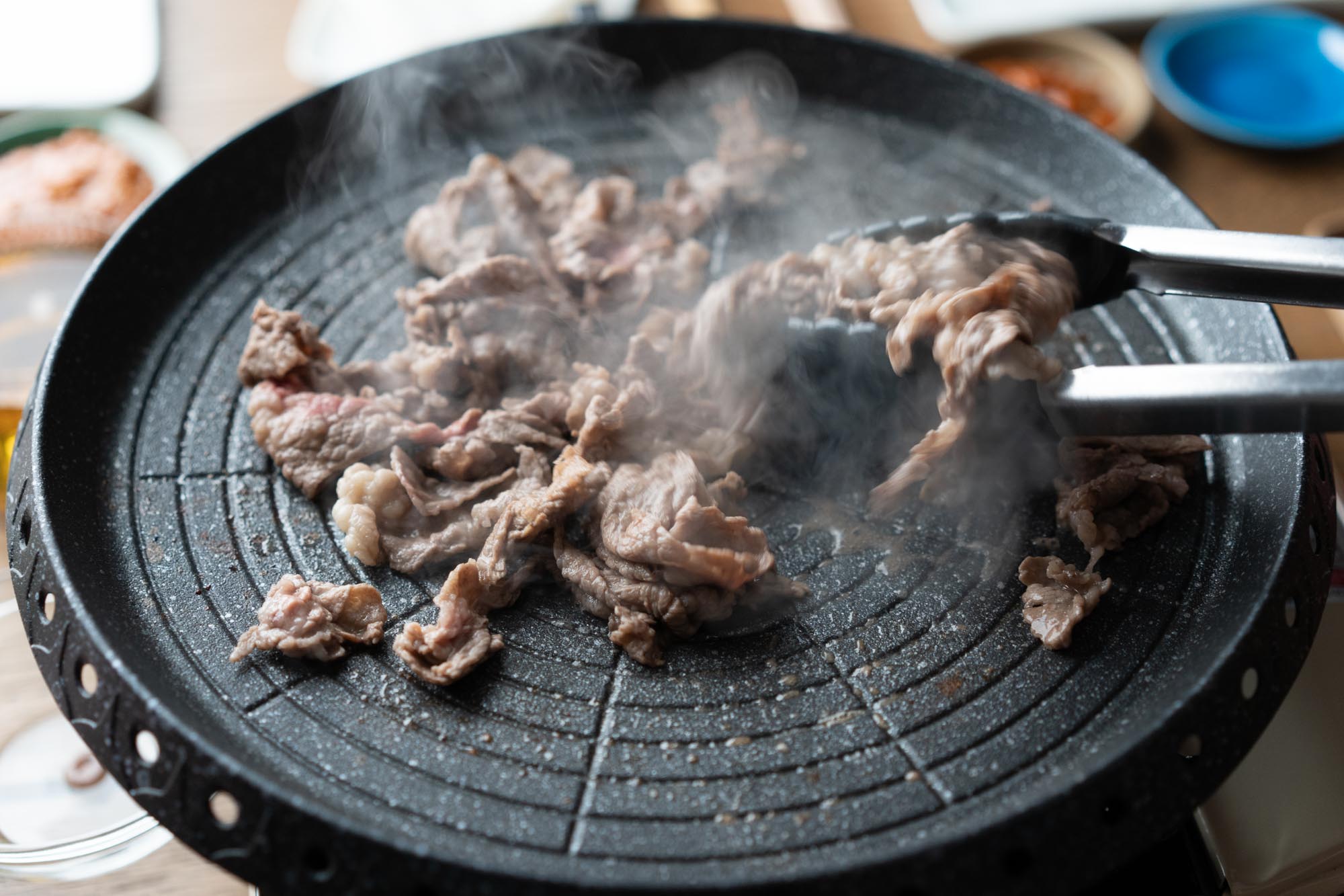 Korean BBQ at home with charcoal grill / Marbled meat, scallops and bao  with Sear Fusion Home Dining 