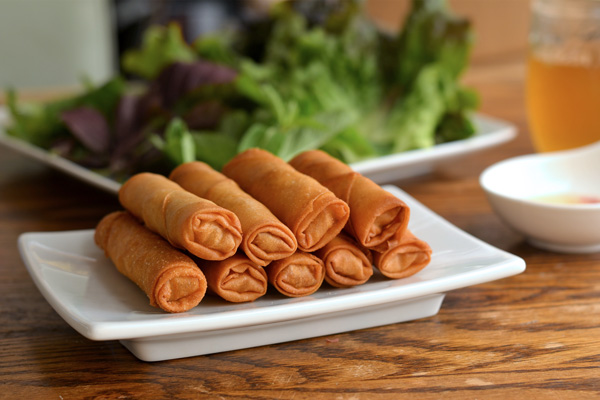 crispy egg roll plate