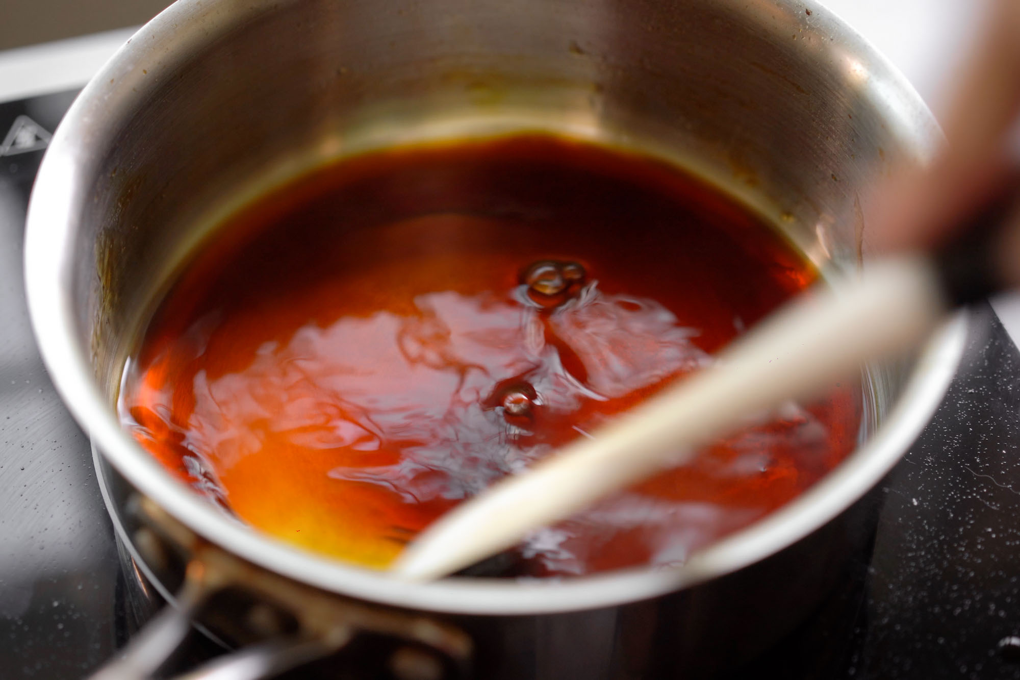 nuoc mau / caramel color reduced in a pan