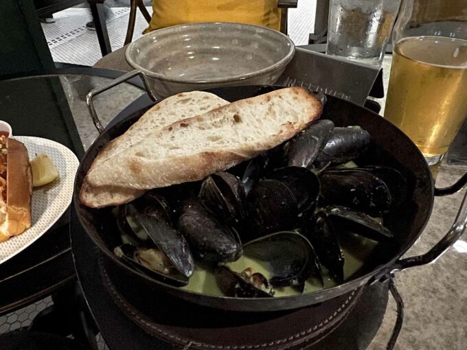 Fisk & Co. mussels