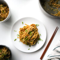 buttery, super garlicky garlic noodles