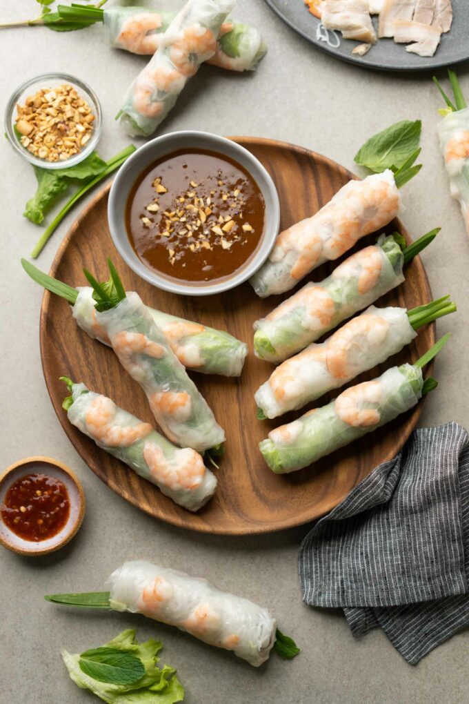 Traditional Fresh Vietnamese Spring Rolls (Goi Cuon) - Cooking Therapy