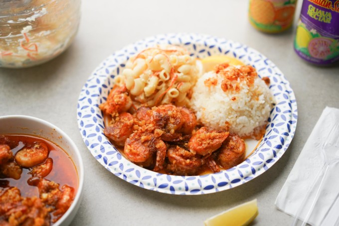 plate of Hawaiian garlic shrimp with rice and mac salad