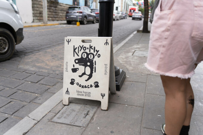 Kiyo Cafe - street sign