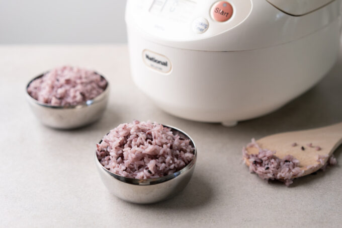 Korean Purple Rice Recipe (In a Rice Cooker) - Hungry Huy