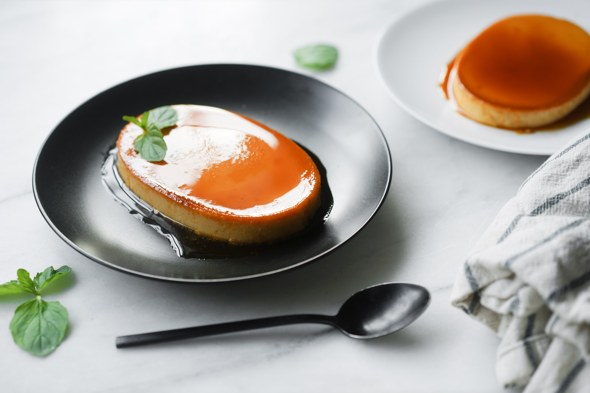 Leche Flan Recipe (Classic Filipino Style Crème Caramel) - Hungry Huy