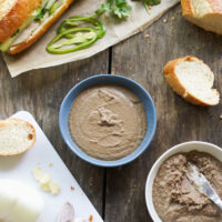 chicken liver pate for Vietnamese sandwiches