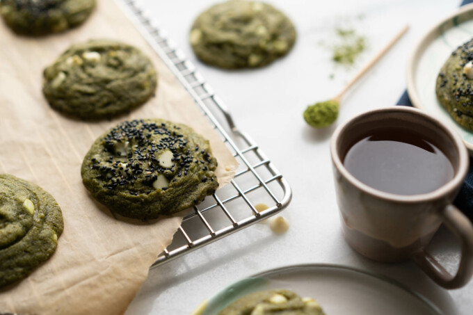 baked matcha cookies on cooling rack