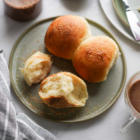 pandesal rolls on a plate