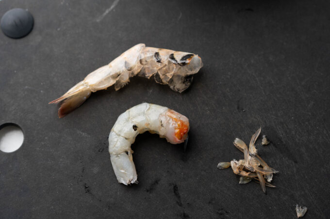 how do you devein shrimp with shell on