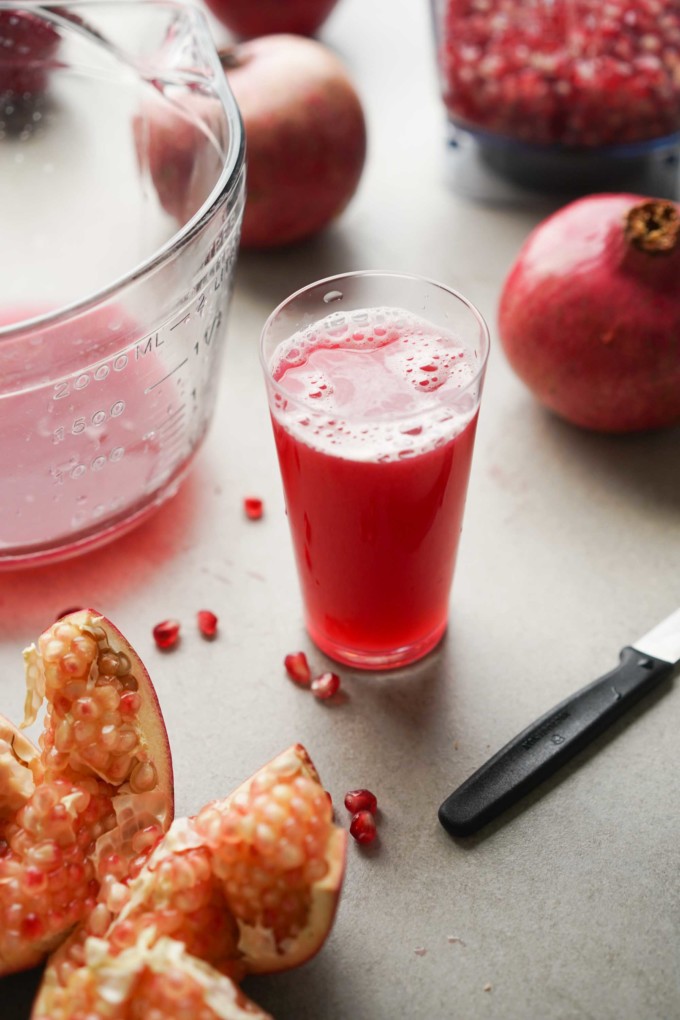 glass of fresh pomegranate juice