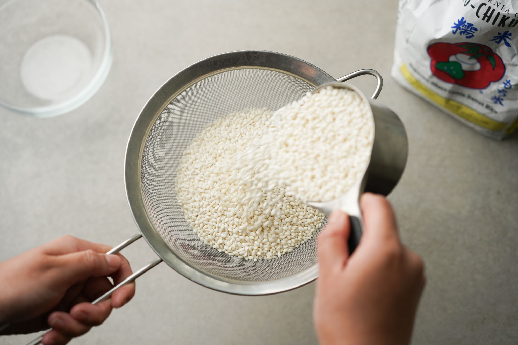 How To Cook Rice in a Rice Cooker - Hungry Huy