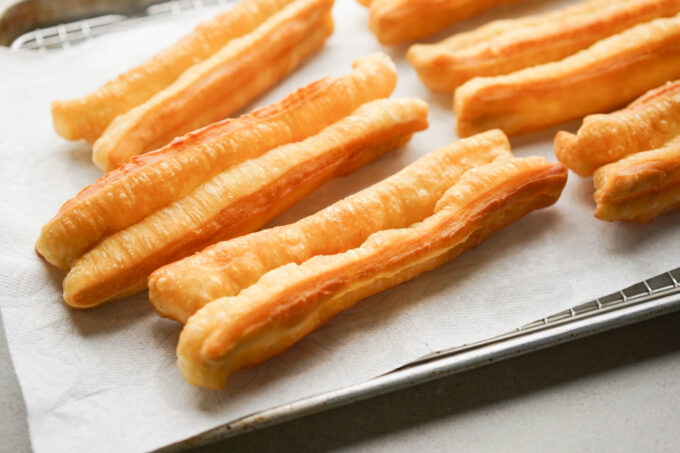 fried youtiao on cooling rack