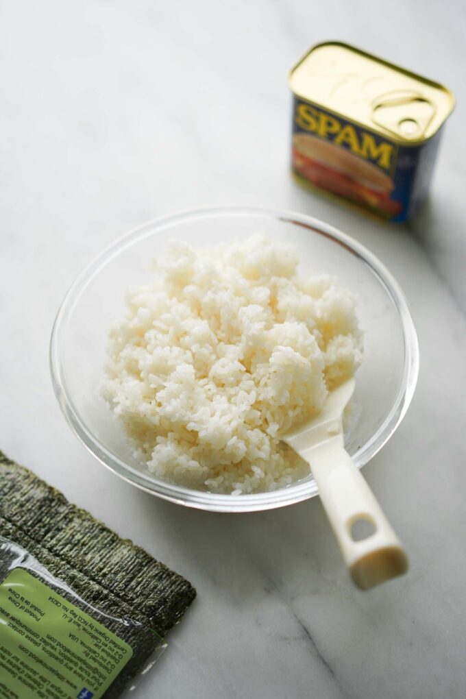 bowl of cooked rice