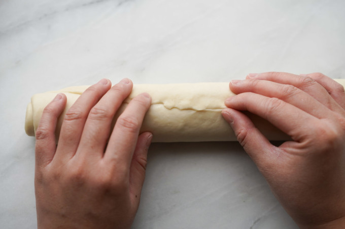 final dough log roll