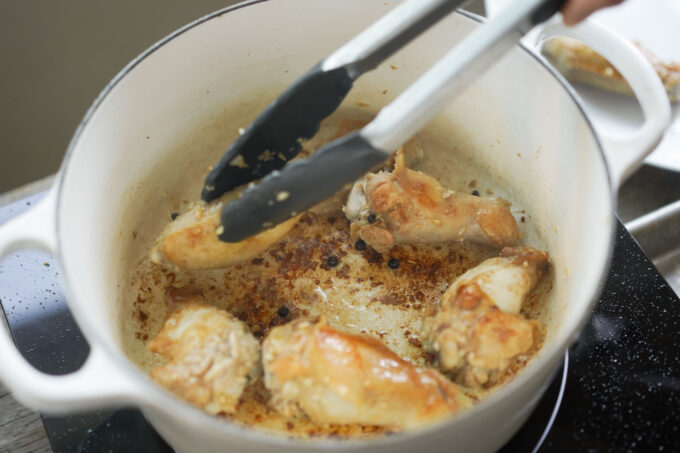 searing chicken in cast iron