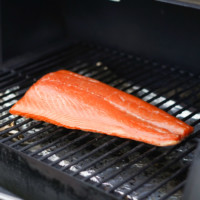 smoked salmon on grill