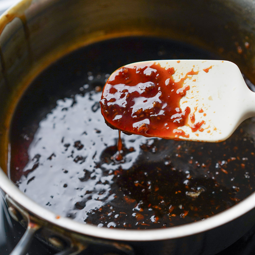 abdomen calor bueno Asian Soy Glaze Recipe (Easy Sticky & Sweet Sauce) - Hungry Huy