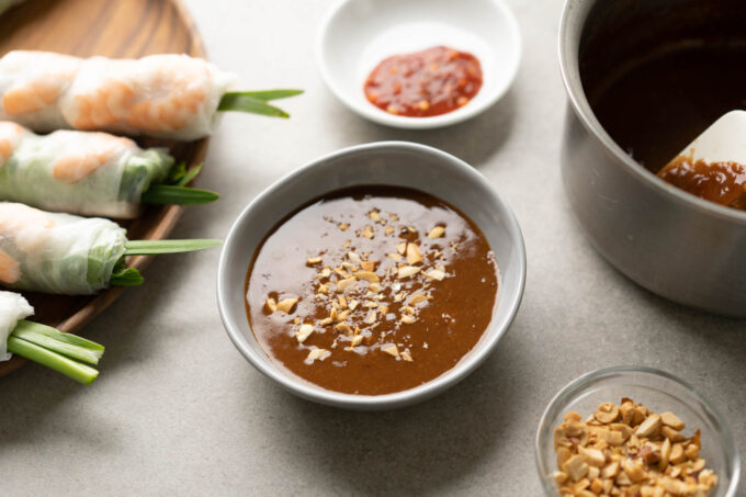 Vietnamese peanut dipping sauce