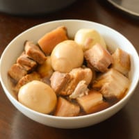 thit kho bowl closeup