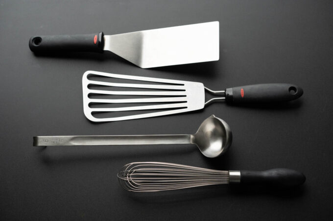 13 Safest, Non-Toxic Cooking Utensils For Your Kitchen - Hungry Huy