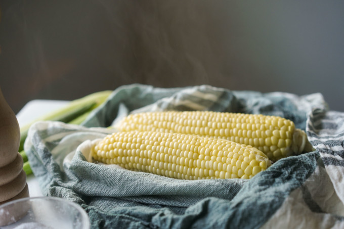 steamy microwaved corn