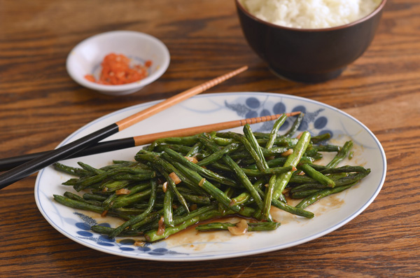 string beans with garlic & hoisin sauce