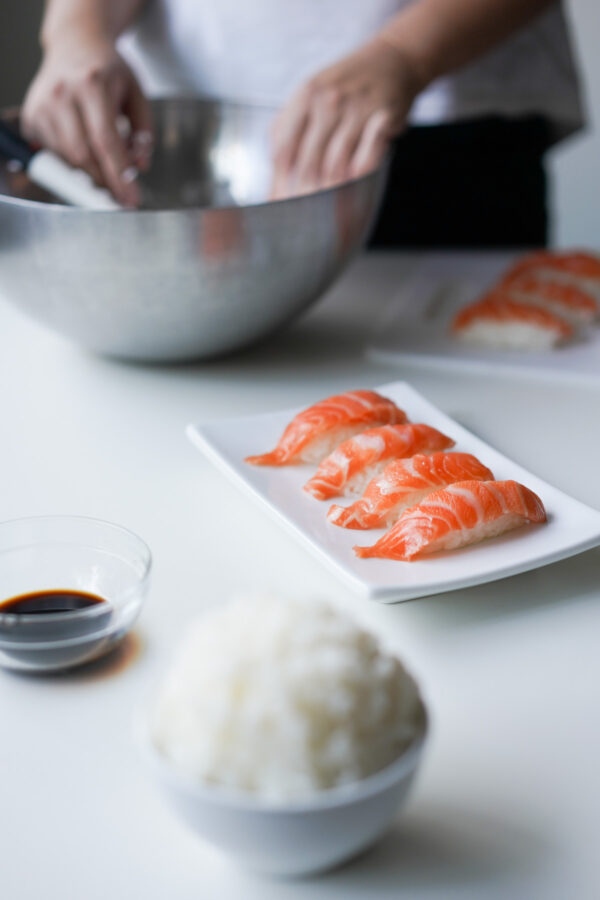 Top 14 microwave sushi rice 2 How To Make Sushi Rice (Easy Japanese Sushi Rice Recipe)