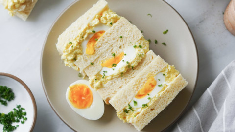 Japanese Egg Sandwich Recipe (Tamago Sando) - Hungry Huy