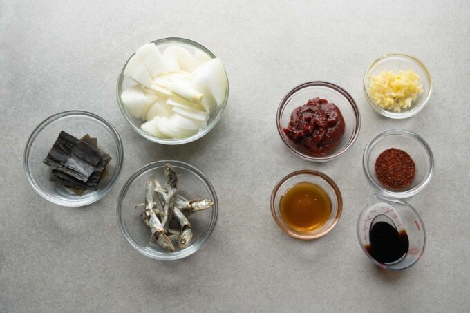 tteokbokki sauce and stock ingredients