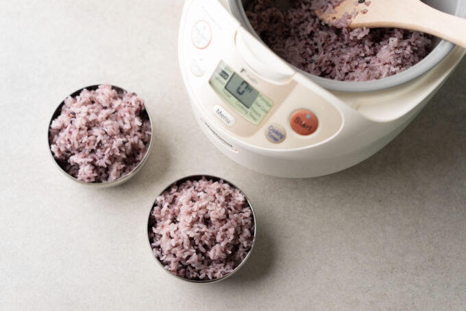 Korean Purple Rice Recipe (In a Rice Cooker) - Hungry Huy