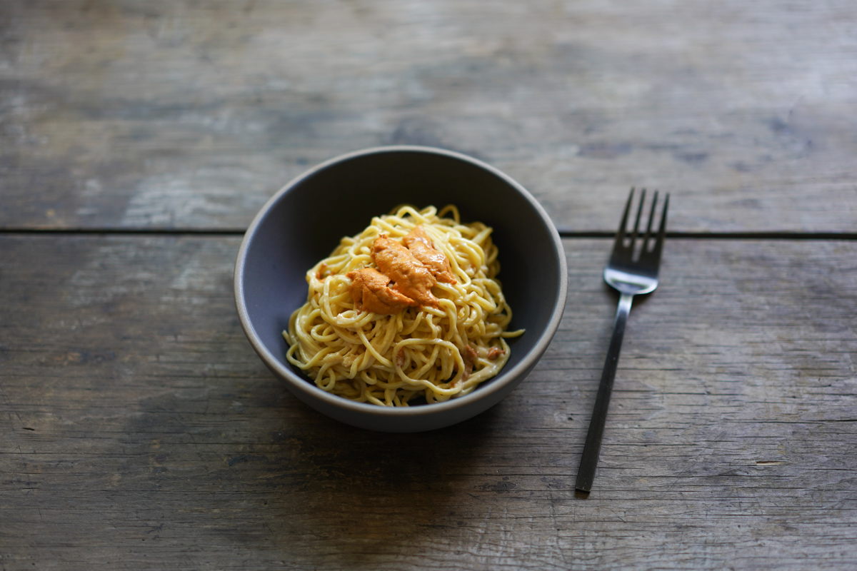 homemade pasta with sea urchin and cream
