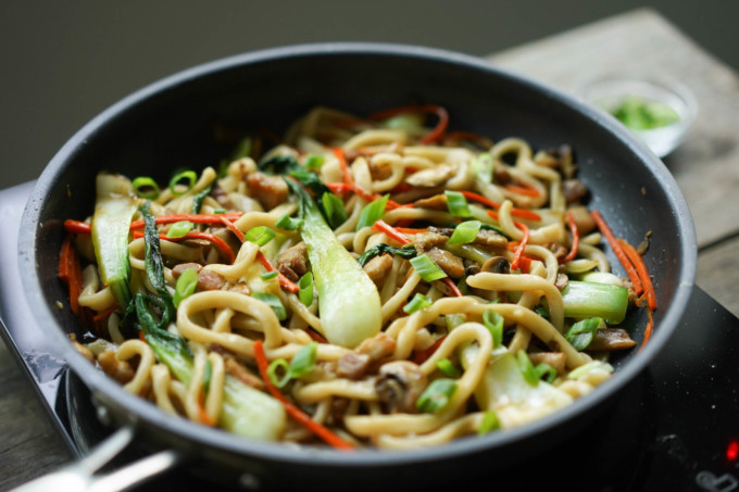 pan of yaki udon noodles