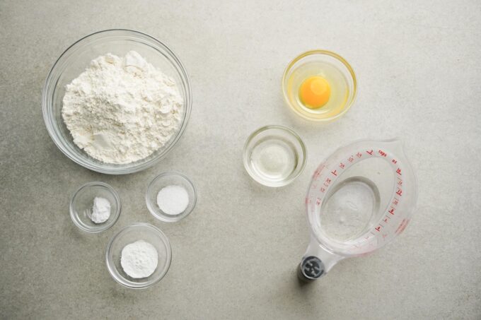 youtiao ingredients in bowls